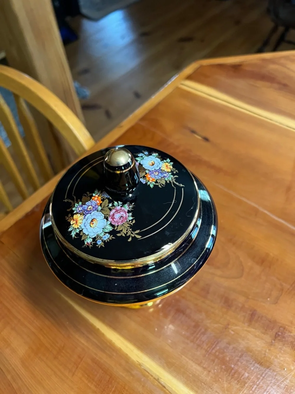 Vintage Black Floral Lidded Decorative Jar - Elegant Home Accent Greek 24k Gold